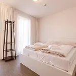 Alpenrock By Alps Hotel apartamentowy 4*